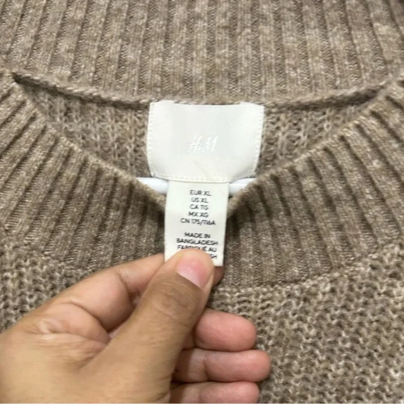 H&M Crew Neck Sweater - Picture 4 of 6